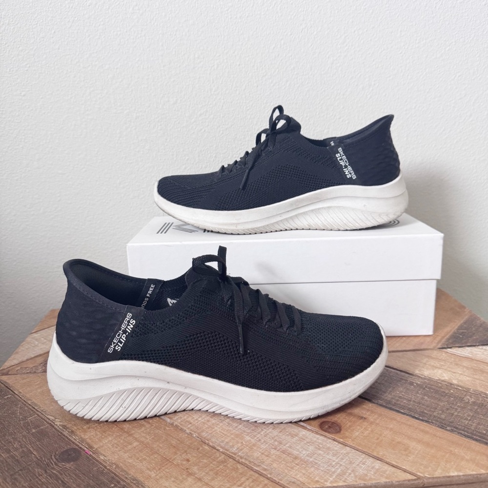 Skechers Women's Hands Free Slip-Ins Ultra Flex 3.0 Brilliant Wide Width Sneaker - Picture 4 of 13